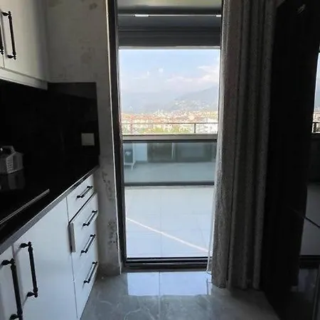 Шикарный Пентхаус 4+1 Оба Первая Линия Apartment *